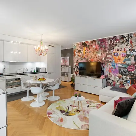 Apartment Boutique & Lux I Location I Freeparking I Ac I Fast Wifi *